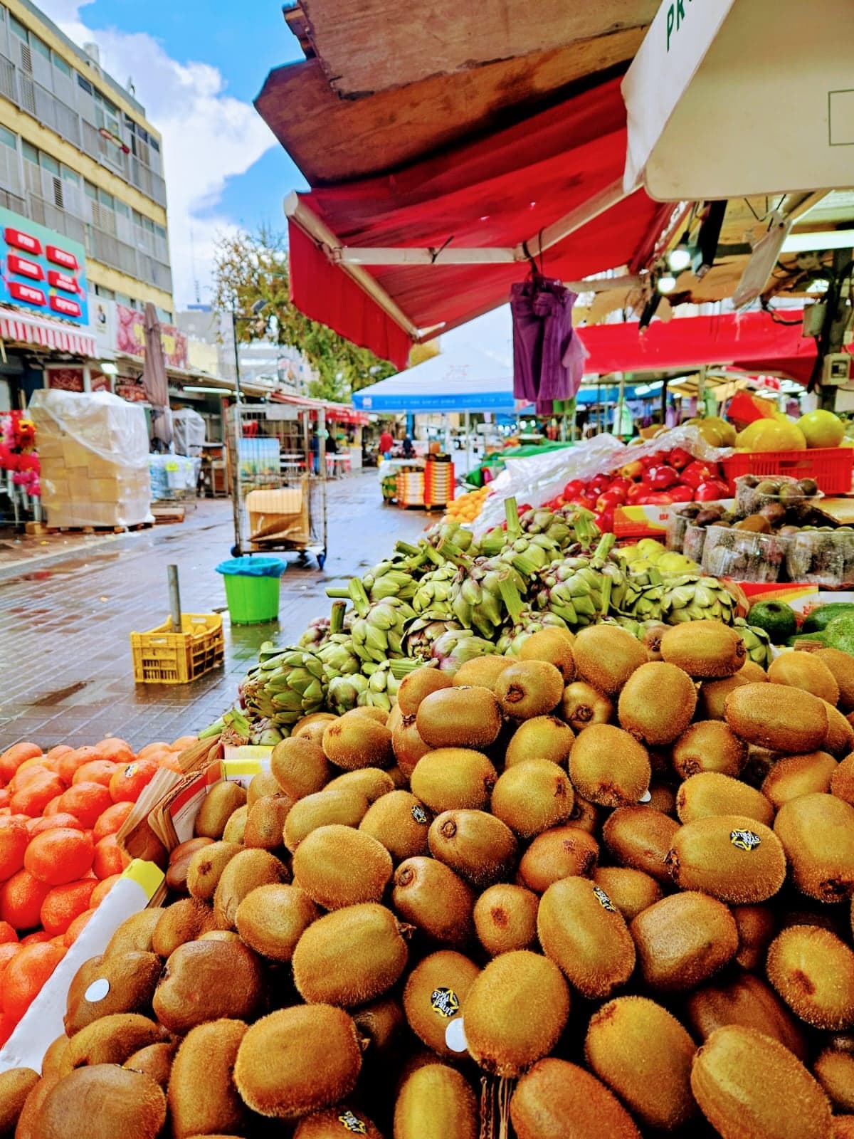 Fruit and vegetable stalls at the Netanya market